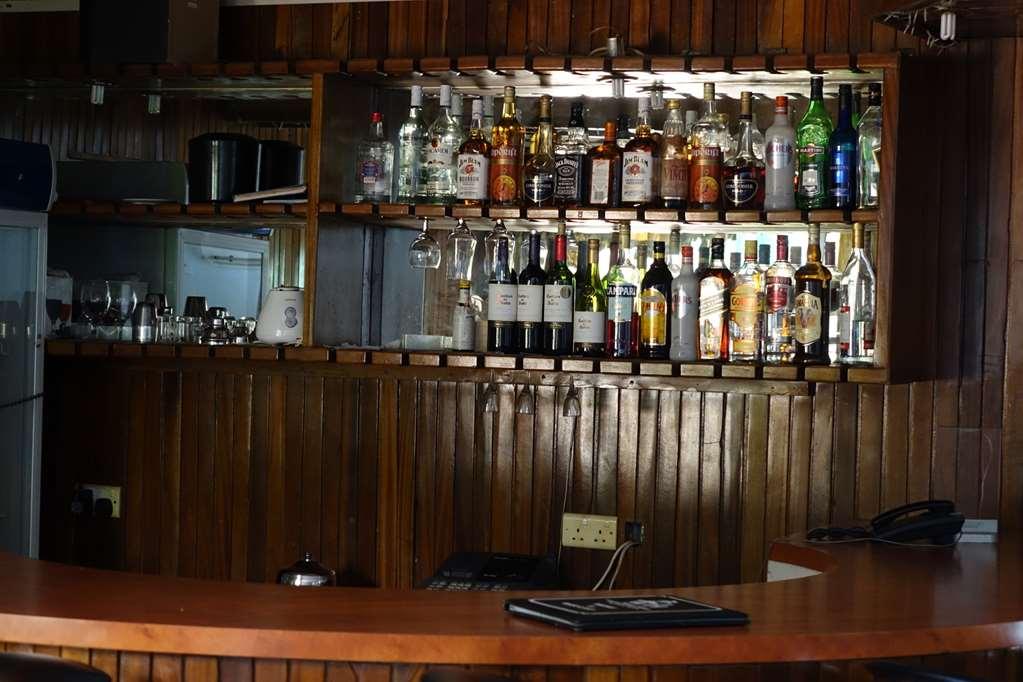 Wusum Hotel Makeni レストラン 写真